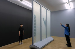 Rafael Lozano-Hemmer: Caressing The Circle